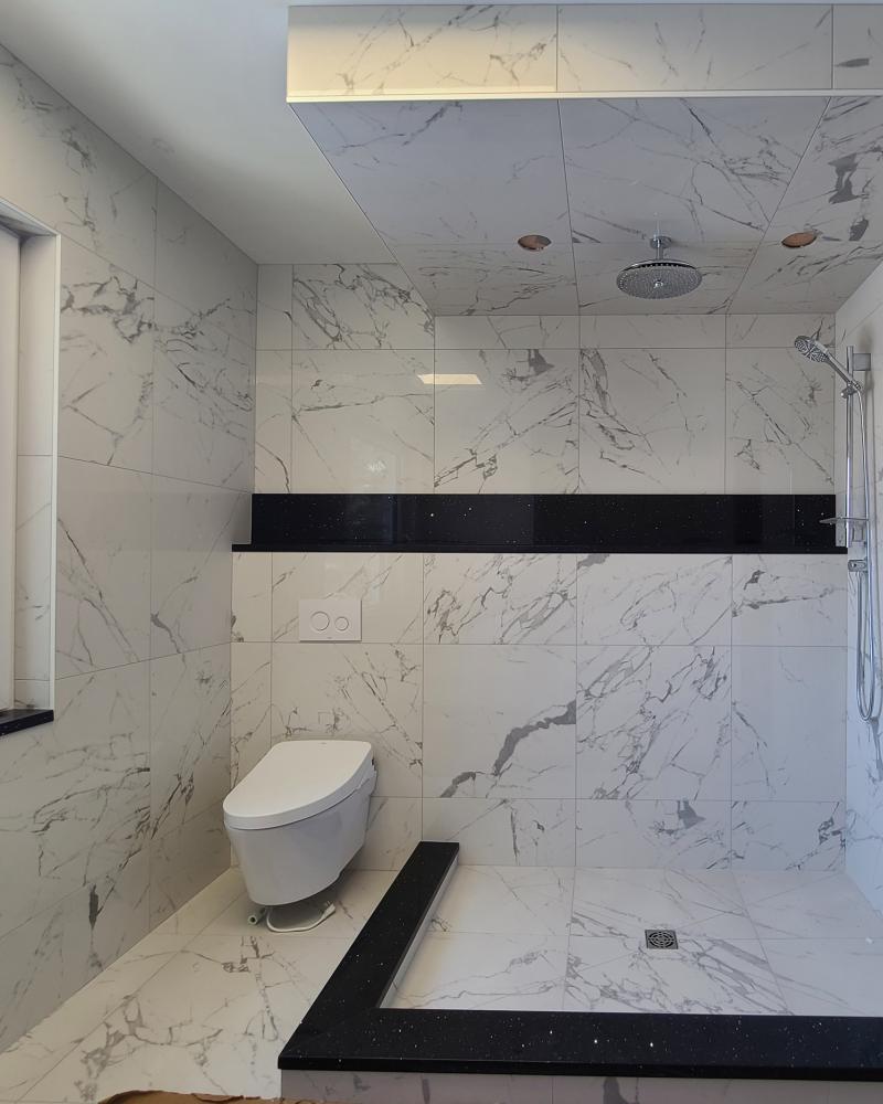 Marbled Tile Wet Room
