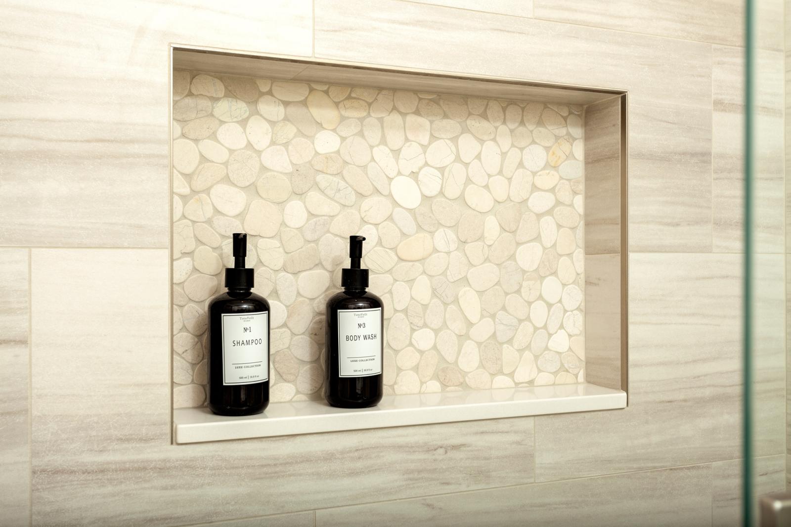 Pebbled Stone Shower Niche